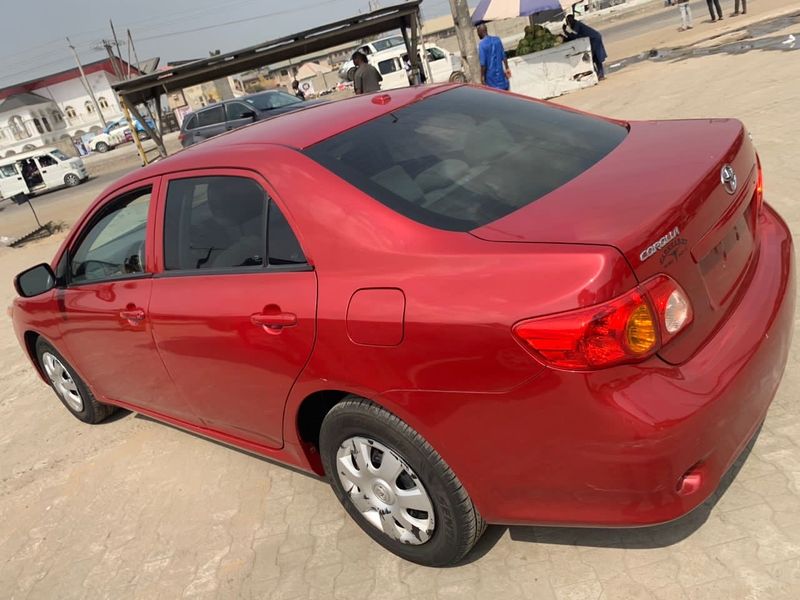 Thumbnail 8 of 2010 Toyota Corolla